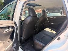2025 Toyota RAV4 Hybrid XLE AWD PREMIUM, LEATHER, SUNROOF - Photo 10