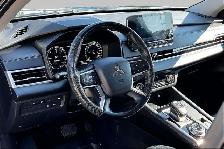 2023 Mitsubishi Outlander SEL - Photo 2