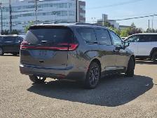 2021 Chrysler Pacifica Touring-L Plus - Photo 5