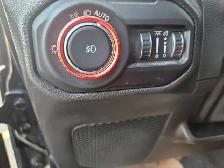 2021 Jeep Wrangler - Photo 12