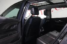 2018 GMC Terrain AWD SLT | PANORAMIC SUNROOF | APPLE CARPLAY & A - Photo 24