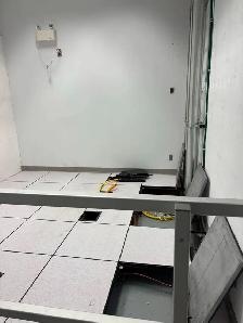 Plancher surélevé 2124 pi² avec piédestaux - Photo 8