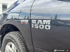 2017 Ram 1500 SLT Quad Cab 4WD | No Accidents | Remote Start - Photo 13