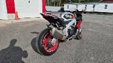 2018 Aprilia RSV4 - Photo 4