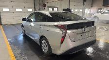 2016 Toyota Prius - Photo 3
