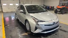 2016 Toyota Prius - Photo 7