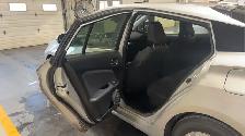 2016 Toyota Prius - Photo 12