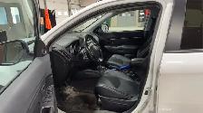2015 Mitsubishi RVR - Photo 9