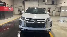 2023 Mitsubishi RVR - Photo 2