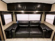 2017 Grand Design Imagine 2950RL - Photo 5