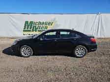 2012 Chrysler 200 - Photo 5