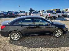 2012 Chrysler 200 - Photo 8