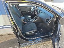 2012 Chrysler 200 - Photo 15