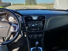 2012 Chrysler 200 - Photo 24