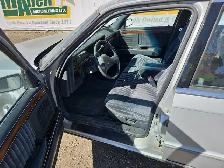 1989 Chrysler New Yorker - Photo 12