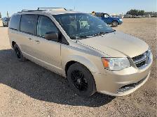 2016 Dodge Grand Caravan - Photo 2
