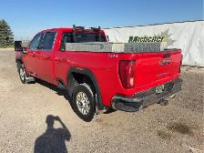 2022 GMC Sierra 2500HD - Photo 3