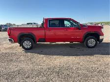 2022 GMC Sierra 2500HD - Photo 11