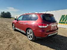 2013 Nissan Pathfinder - Photo 4