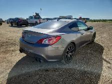 2010 Hyundai Genesis Coupe - Photo 4