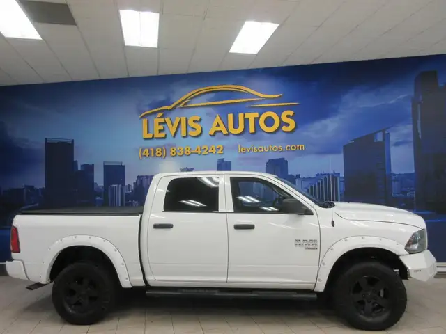 RAM 1500 CLASSIC 2019 CREW-CAB V-6 3.6 LITRES 4X4 BEAU LOOK PNEU