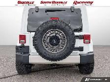 2017 Jeep Wrangler SAHARA | 4 DOOR | CLEAN CARFAX | BIG RIMS/TIR - Photo 5