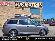 2018 Toyota Sienna LE | AWD | Power doors - Photo 4