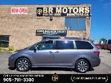 2018 Toyota Sienna LE | AWD | Power doors - Photo 5