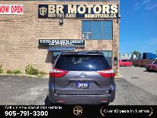 2018 Toyota Sienna LE | AWD | Power doors - Photo 6