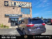 2018 Toyota Sienna LE | AWD | Power doors - Photo 8