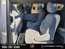 2018 Toyota Sienna LE | AWD | Power doors - Photo 35