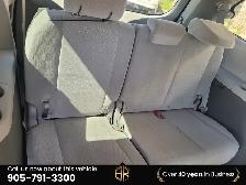 2018 Toyota Sienna LE | AWD | Power doors - Photo 46