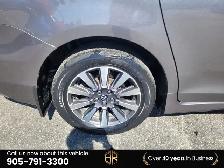 2018 Toyota Sienna LE | AWD | Power doors - Photo 47