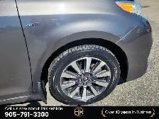 2018 Toyota Sienna LE | AWD | Power doors - Photo 48