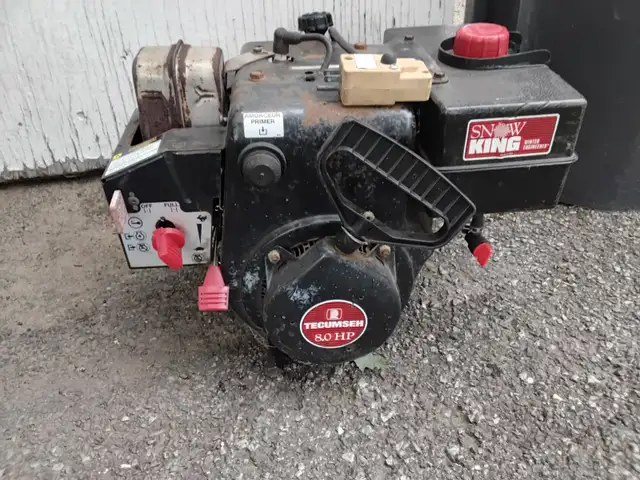 MOTEUR. = 8 HP.