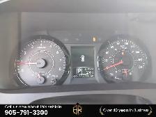 2016 Toyota Sienna LE | AWD | Power doors - Photo 13