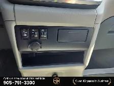 2016 Toyota Sienna LE | AWD | Power doors - Photo 20