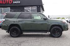 2020 Toyota 4Runner - Photo 8