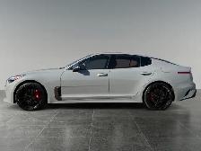 2022 Kia Stinger GT Elite - Photo 2