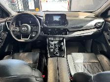 2023 NISSAN Rogue Platinum Ready to register in AB or SK with NO - Photo 13