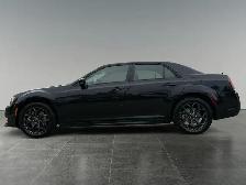 2023 Chrysler 300 Touring L - Photo 2