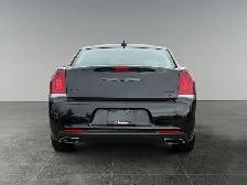 2023 Chrysler 300 Touring L - Photo 5