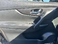 2020 Nissan Rogue SV | 1 Owner | Low Price! - Photo 14