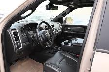 2018 RAM 2500 6.4L HEMI | ACCIDENT FREE | - Photo 3