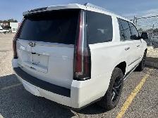 2017 Cadillac Escalade Premium Luxury | 6.2L V8 | HUD | VENTED - Photo 2