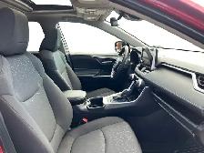 2024 Toyota RAV4 Hybrid XLE - Photo 13