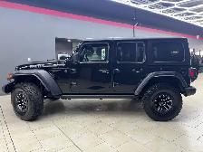 2025 Jeep Wrangler - Photo 3
