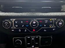2025 Jeep Wrangler - Photo 21