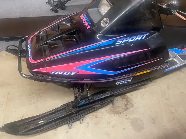 Polaris Indy Sport