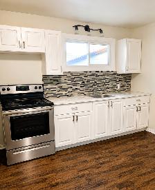 3 BED / 1 BATH • 1,425 SQ. FT. • SHANTY BAY/BARRIE - Photo 2
